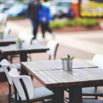Πάτρα: Έρχονται απομακρύνσεις τραπεζοκαθισμάτων και «σφράγιση» καταστημάτων