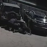 Φοίνιξ: Αστυνομικοί προκάλεσαν εγκαύματα τρίτου βαθμού σε 30χρονο στο Φοίνιξ - Τον έριξαν στο έδαφος ενώ είχε 45,5℃