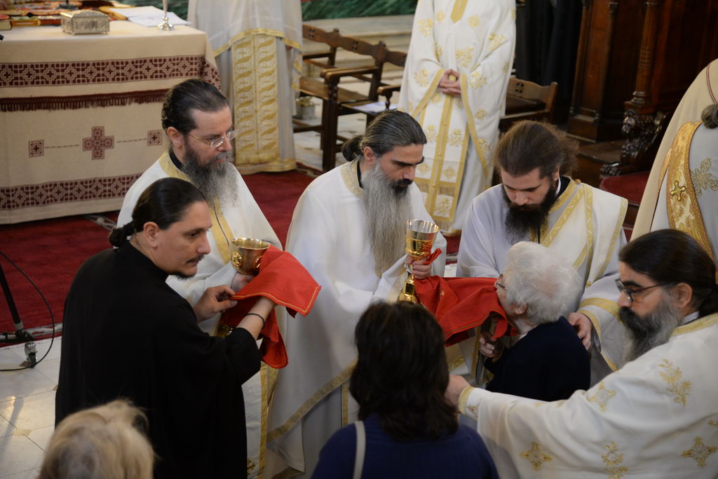 Θεία Λειτουργία του Αγίου Ιακώβου του Αδελφοθέου στην Πάτρα - ΦΩΤΟ