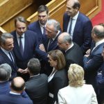 Το Μαξίμου σπάει την παράδοση και τραβά «διαχωριστική γραμμή» με τη Λατινοπούλου