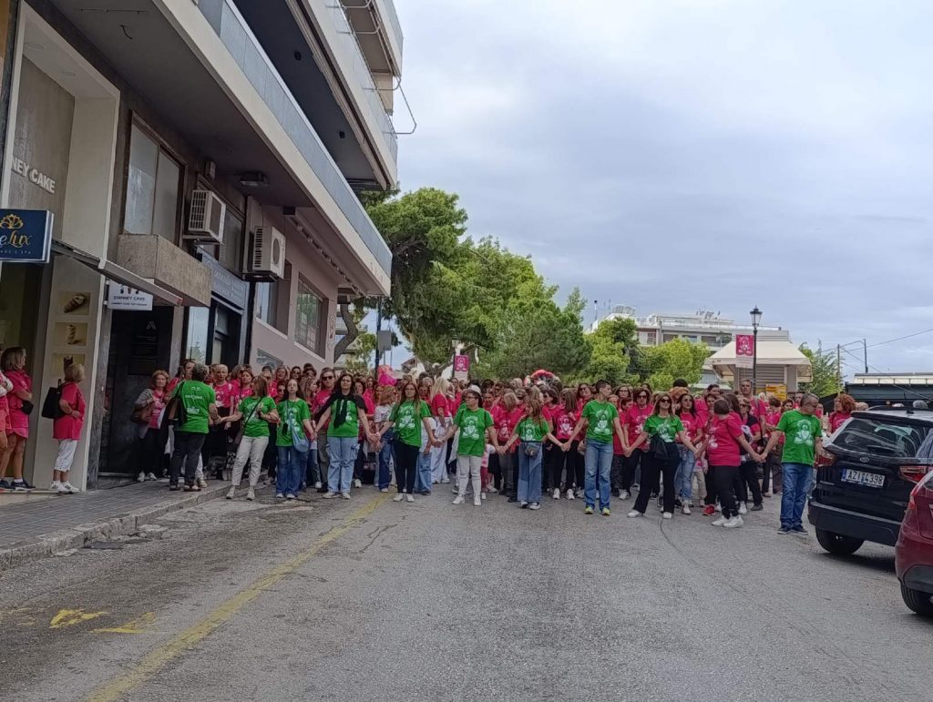 ΠΑΤΡΑ: Απέραντο ροζ ποτάμι στο κέντρο - ΔΕΚΑΔΕΣ ΦΩΤΟ ΚΑΙ ΒΙΝΤΕΟ