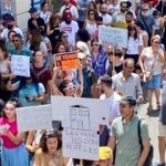 Ισπανία – Βαρκελώνη: Χιλιάδες διαδηλωτές κατά των ακριβών ενοικίων