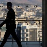 Τα απλήρωτα κοινόχρηστα “μπλοκάρουν” τις μεταβιβάσεις (βίντεο)