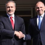 Ο Γιώργος Γεραπετρίτης υποδέχθηκε τον Χακάν Φιντάν
