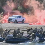 ΟΥΚ: Συνωστισμός από «βατράχια» στο Ναυτικό Οχυρό Σκαραμαγκά
