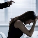 Εργοδότες, προϊστάμενοι την… "πέφτουν" σε όποιον βρουν – 280 περιστατικά παρενόχλησης και βίας ΜΟΝΟ το 2024