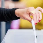Pulse: Πάνω από τα ποσοστά των ευρωεκλογών η ΝΔ, στις 12,5 μονάδες το προβάδισμά της από το ΠΑΣΟΚ - Δέκα κόμματα στη Βουλή