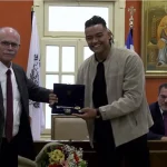 Ο Εμμανουήλ Καραλής τιμήθηκε από τον δήμο Πύργου με το χρυσό κλειδί της πόλης