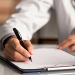 Ισόβια και πρόστιμο 690.000 ευρώ σε γιατρό από τη Θεσσαλονίκη για κύκλωμα που εισήγαγε κοκαΐνη σε κοντέινερ με μπανάνες