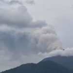 Ινδονησία: Ηφαιστειακές εκρήξεις – Tουλάχιστον 9 νεκροί