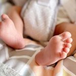 Παιδόφιλος δάσκαλος που κατείχε υλικό με βρέφη να βιάζονται γλύτωσε φυλάκιση!