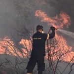 Λαγκαδάς: Τραγωδία σε κατάσβεση φωτιάς - Πέθανε 55χρονος πυροσβέστης