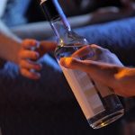 ΠΑΤΡΑ: Θα ζητείται ταυτότητα στα κλαμπ που κάνουν εφηβικά πάρτι