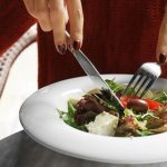 Τι συμβαίνει στο σώμα σας όταν τρώτε το ίδιο πράγμα κάθε μέρα - Οι 13 επιπτώσεις στον οργανισμό