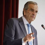 «Βόμβες» Σαμαρά με συνέντευξή του στο «Βήμα»: Ζητά παραίτηση Γεραπετρίτη και προτείνει Καραμανλή για Πρόεδρο της Δημοκρατίας