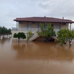 AXAΪΑ: ΑΠΙΣΤΕΥΤΕΣ ΕΙΚΟΝΕΣ  - Πλημμύρισε το σπίτι του και θα κινηθεί δικαστικά