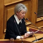 Παραμένει στον ΣΥΡΙΖΑ η Έλενα Ακρίτα - «Οι έδρες ανήκουν στο κόμμα»