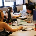 Φορολογικές δηλώσεις 2025: Ποιοι κινδυνεύουν με πρόστιμα από 2.500 ευρώ έως και 100.000 ευρώ
