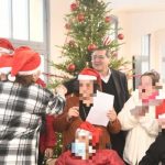 ΠΑΤΡΑ: Έψαλλαν τα κάλαντα στον Δήμαρχο (ΦΩΤΟ)
