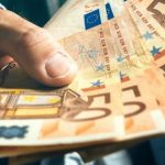 Ιδιωτικός τομέας: Σε ποιους κλάδους είναι υψηλότεροι οι μισθοί για γυναίκες και άντρες
