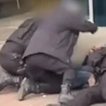 Μάντσεστερ: Άγριος ξυλοδαρμός από αστυνομικούς σε άνδρα που αντιστάθηκε στη σύλληψή του