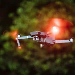 Μυστηριώδη drones πετούν πάνω από τις ΗΠΑ: Οι θεωρίες συνωμοσίας και τα ερωτήματα – Τι υποστηρίζει το Πεντάγωνο