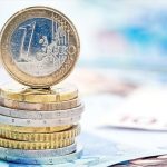 Οι πρόωρες αποπληρωμές χρέους ξεκλειδώνουν νέες αναβαθμίσεις για την ελληνική οικονομία