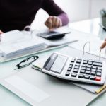 Στενεύει η η προθεσμία για την υποβολή αναδρομικών μισθών και συντάξεων χωρίς πρόστιμα