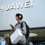 Huawei: Νέο κινεζικό smartphone αναμετράται με την Apple και το Android