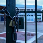 Κλείνουν σήμερα τα σχολεία για διακοπές των Χριστουγέννων - Οι αργίες του 2025 για τους μαθητές