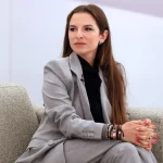 Εριέττα Κούρκουλου: «Μπήκα σε πρόωρο τοκετό, δεν μου αρέσει να γράφει ο καθένας ό,τι θέλει»