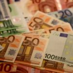 Τα μετρητά όχι μόνο αντέχουν στην Ευρωζώνη αλλά ζουν και βασιλεύουν