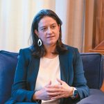 Νίκη Κεραμέως: Ο μέσος μισθός το 2027 θα ξεπεράσει και τα 1.500 ευρώ