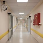 Ναυτικό Νοσοκομείο: Καταγγελία για ιατρική αστοχία – «Πήραν ιστό από λάθος σημείο και δεν είδαν τον καρκίνο»