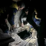 Σύροι αντάρτες βρήκαν πτώματα ανθρώπων που υπέστησαν βασανιστήρια, δεν βρήκαν μυστικά υπόγεια κελιά