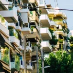 Μειώνεται το ενδιαφέρον για αγορές ακινήτων – 7 στους 10 ψάχνουν στα 50.000 με 200.000 ευρώ