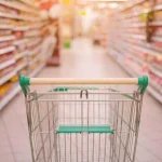 Καλάθι Χριστουγέννων: Πότε έρχεται και τι θα περιλαμβάνει – Τι θα ισχύσει με τους κουραμπιέδες και τα μελομακάρονα