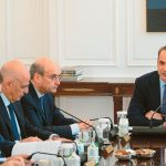 Διευθετεί το χρέος για τα επόμενα 30 χρόνια η κυβέρνηση