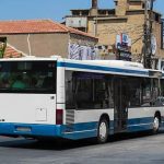 ΠΑΤΡΑ: Ανήλικοι πετούσαν πέτρες σε λεωφορείο
