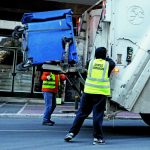 ΔΗΜΟΙ: Γρίφος με τα σκουπίδια και τα αυξημένα τέλη