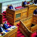 Επεσε η σημαία συναίνεσης για την Προεδρία n Το δεξιόστροφο πρόσημο του Πρωθυπουργού και οι μάχες συμβολισμών ΠΑΣΟΚ – ΣΥΡΙΖΑ