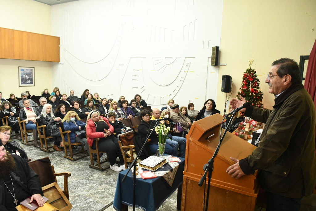 Την Πρωτοχρονιάτικη πίτα του έκοψε χθες το Σωματείο Φυλάκων Σχολικών Κτιρίων και λοιπών Εργατοϋπαλλήλων του Δήμου Πατρέων