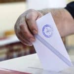 Metron Analysis: Στις 11,7 μονάδες το προβάδισμα ΝΔ, πτώση για Ανδρουλάκη, στο 7,1% η Λατινοπούλου
