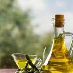 ΕΛΣΤΑΤ: Κατά 16,2% μειώθηκαν οι τιμές του ελαιόλαδου από τον παραγωγό το Νοέμβριο του 2024