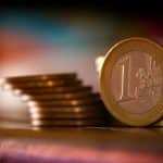 Alpha Bank: Στα 956 δισ. ο πλούτος των ελληνικών νοικοκυριών – Αύξηση 31% από το 2022