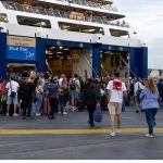 Ακτοπλοϊκά εισιτήρια: Το σχέδιο της κυβέρνησης για να μπει «φρένο» στις αυξήσεις
