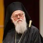Ιερά Σύνοδος: Λαϊκό προσκύνημα, θεία λειτουργία στη Μητρόπολη και τρισάγιο από τον Ιερώνυμο για τον μακαριστό Αναστάσιο