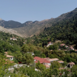 Λειβάρτζι: Το καταπράσινο χωριό της Αχαΐας με τις δροσερές πηγές
