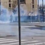 Τέμπη - Θεσσαλονίκη: Επεισόδια με μολότοφ έξω από τον ΟΣΕ (βίντεο)