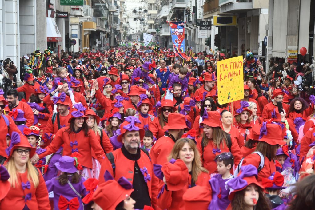 ΠΑΤΡΙΝΟ ΚΑΡΝΑΒΑΛΙ: Δείτε δεκάδες νέες φωτογραφίες από την παρέλαση των μικρών